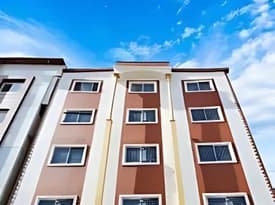 College gallery image 3