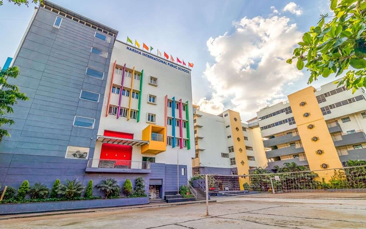 College gallery image 1