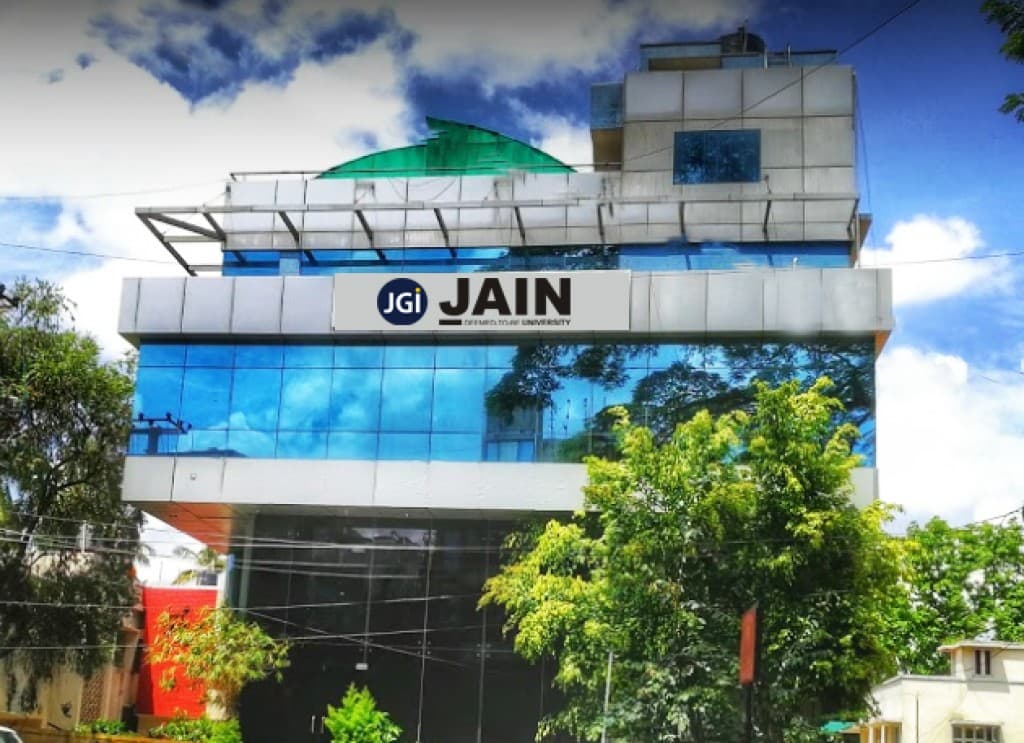 College gallery image 2