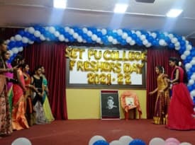 College gallery image 3