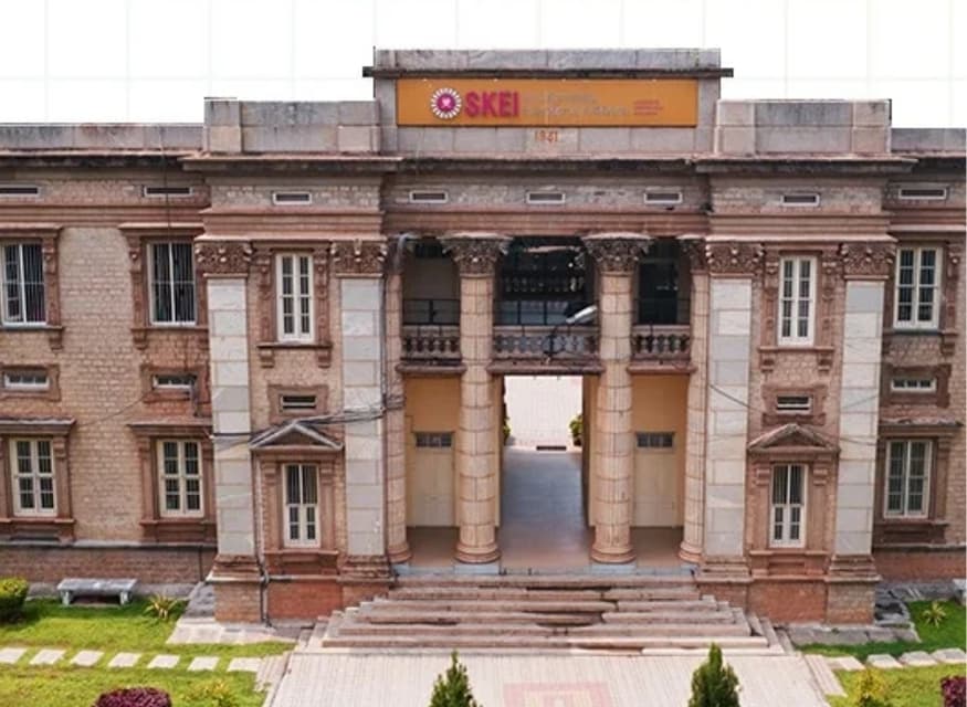 College gallery image 1