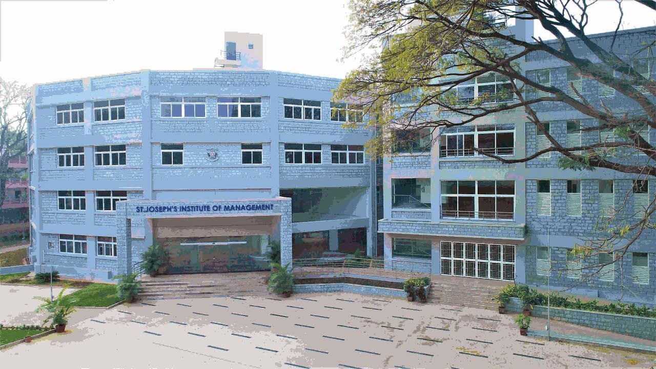 College gallery image 3