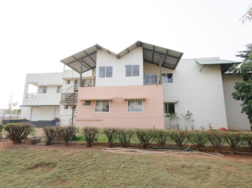 College gallery image 1