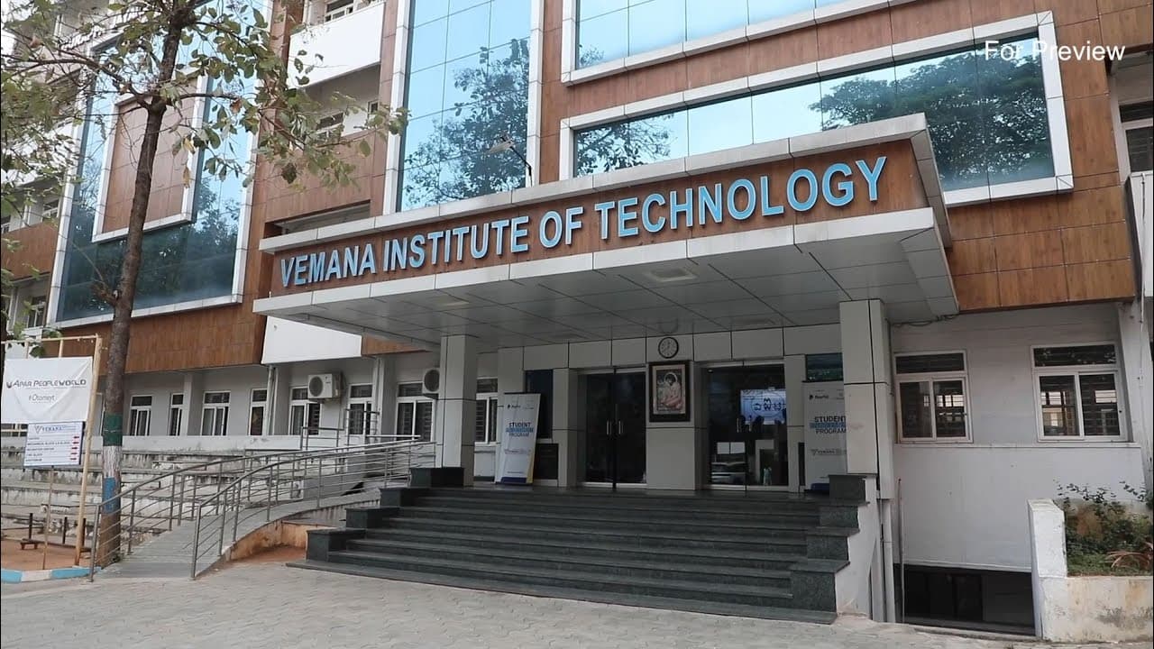 College gallery image 3